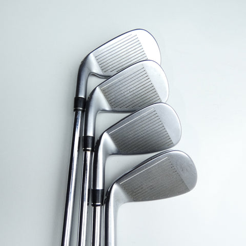 Used TaylorMade RocketBladez Iron Set / 7 - PW / Regular Flex