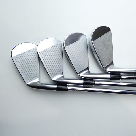 Used Srixon ZXi5 Iron Set / 4 - PW + AW / Stiff Flex