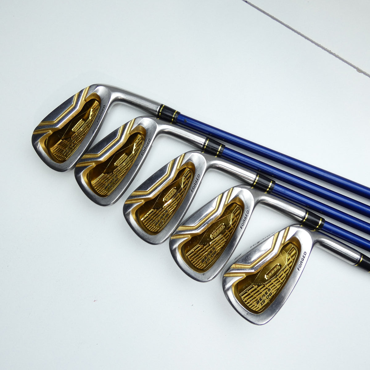 Used Honma Beres IS-06 Iron Set / 4 - SW + AW + GW / Regular Flex - Replay Golf 
