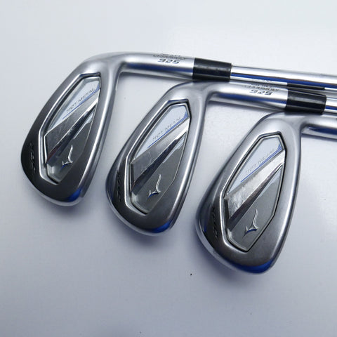 Used Mizuno JPX 925 Hot Metal Iron Set / 5 - PW / X-Stiff Flex