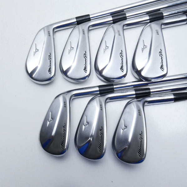 Used Mizuno Pro 225 Iron Set / 4 - PW / Stiff Flex