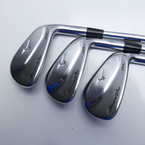 Used Mizuno Pro 225 Iron Set / 4 - PW / Stiff Flex