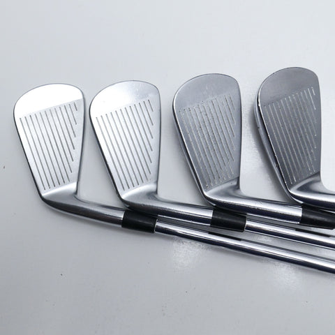 Used Mizuno JPX 825 Pro Iron Set / 4 - PW / Stiff Flex