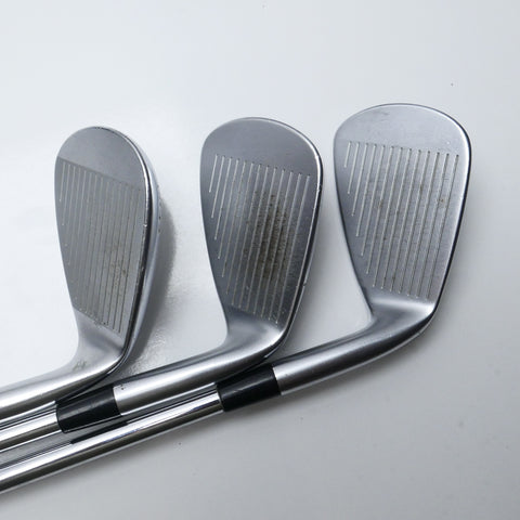 Used Mizuno JPX 919 Hot Metal Iron Set / 6 - PW + GW / Regular / Left-Handed