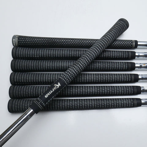 Used TaylorMade RocketBladez Tour Iron Set / 4 - PW / Regular Flex