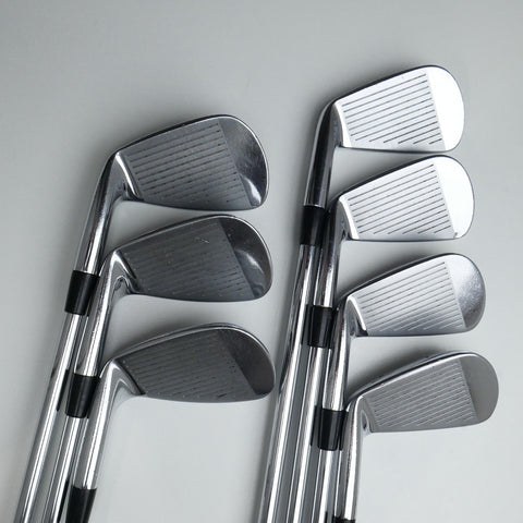 Used Mizuno MP-52 Iron Set / 4 - PW / Regular Flex