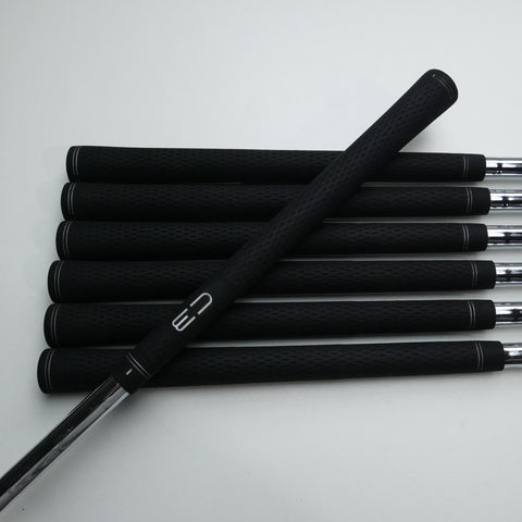 Used Mizuno MP-52 Iron Set / 4 - PW / Regular Flex