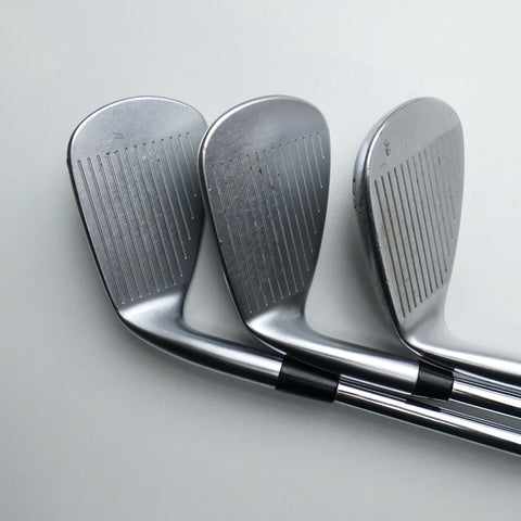 Used Mizuno JPX 921 Hot Metal Iron Set / 6 - SW / Regular Flex