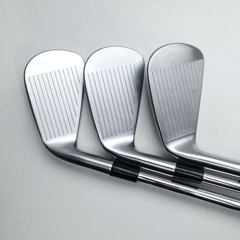 Used Titleist T200 2023 Iron Set / 5 - PW / Regular Flex