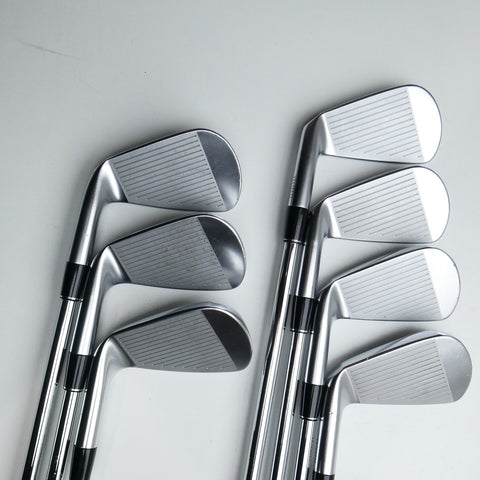 Used Srixon ZXi7 Iron Set / 4 - PW / Regular Flex