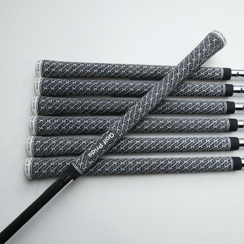 Used Srixon ZXi7 Iron Set / 4 - PW / Regular Flex