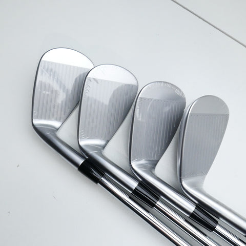 NEW Mizuno JPX 923 Forged Iron Set / 4 - PW + GW / Regular Flex - Replay Golf 