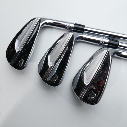 Used Wilson Staff Model Blade 2024 Iron Set / 4 - PW / X-Stiff Flex