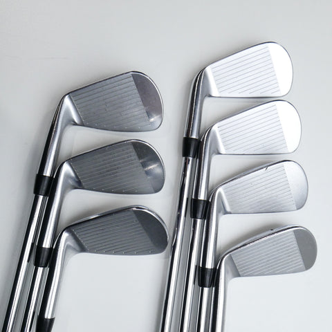 Used Titleist 718 CB & 718 MB Iron Set / 4 - PW / Regular Flex