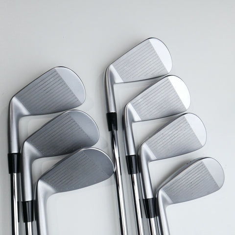 Used Mizuno JPX 925 Forged Iron Set / 5 - PW + GW / Regular Flex