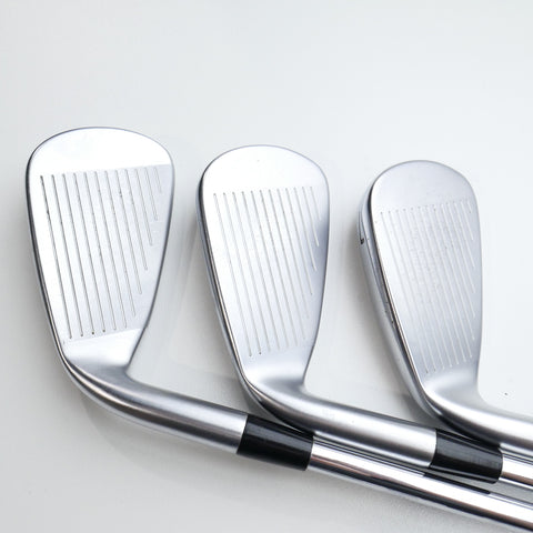 Used Mizuno JPX 921 Hot Metal Iron Set / 5 - PW / Stiff Flex
