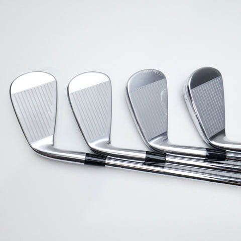 Used Mizuno M-15 Iron Set / 4 - PW / Stiff Flex