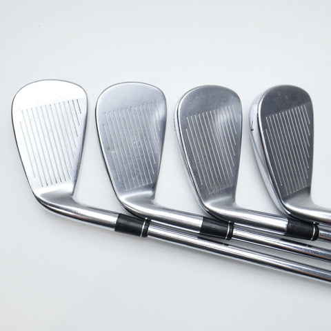 Used TaylorMade R9 Iron Set / 4 - PW / Regular Flex