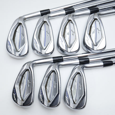 Used Mizuno JPX 900 Hot Metal Iron Set / 4 - PW / Regular Flex