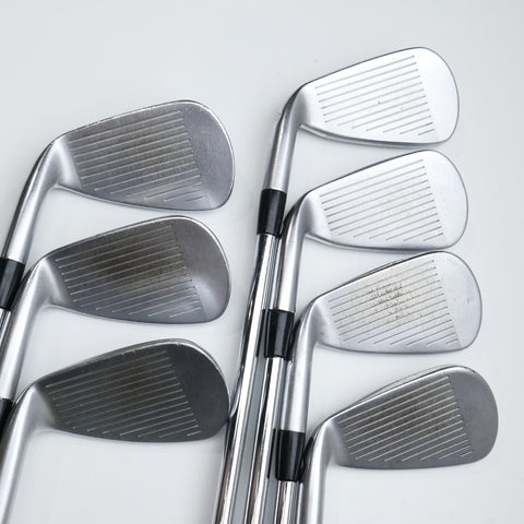 Used Mizuno JPX 900 Hot Metal Iron Set / 4 - PW / Regular Flex