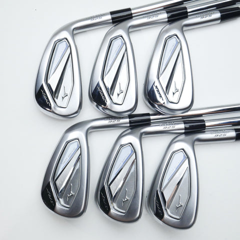 Used Mizuno JPX 925 Hot Metal Iron Set / 5 - PW / Regular Flex