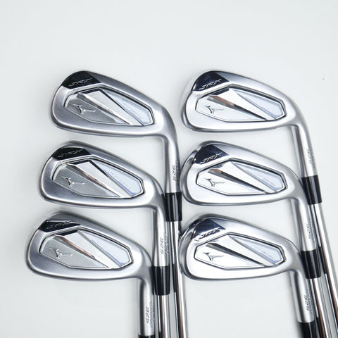 Used Mizuno JPX 925 Hot Metal Iron Set / 5 - PW / Regular Flex