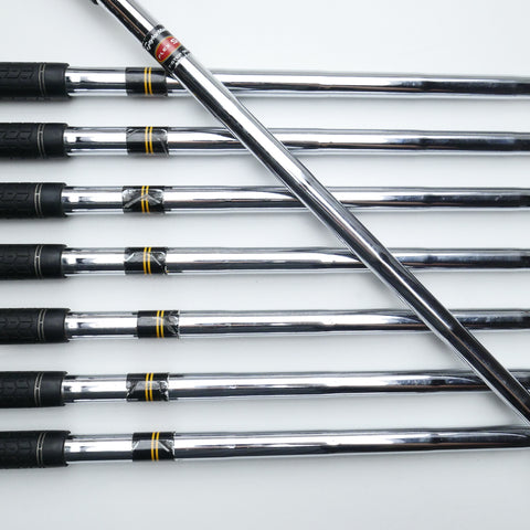Used TaylorMade R7 Iron Set / 3 - PW / Stiff Flex
