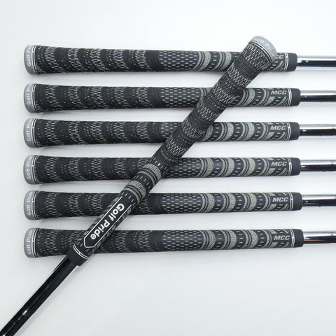 Used Mizuno JPX 925 Forged Iron Set / 4 - PW / Regular Flex