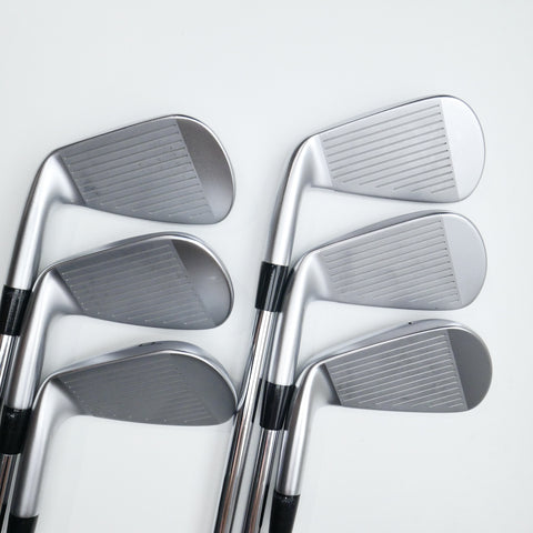 Used Mizuno JPX 925 Forged Iron Set / 5 - PW / Stiff Flex