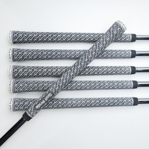 Used Mizuno JPX 925 Forged Iron Set / 5 - PW / Stiff Flex