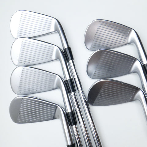 Used Mizuno JPX 923 Forged Iron Set / 4 - PW / Stiff Flex / Left-Handed