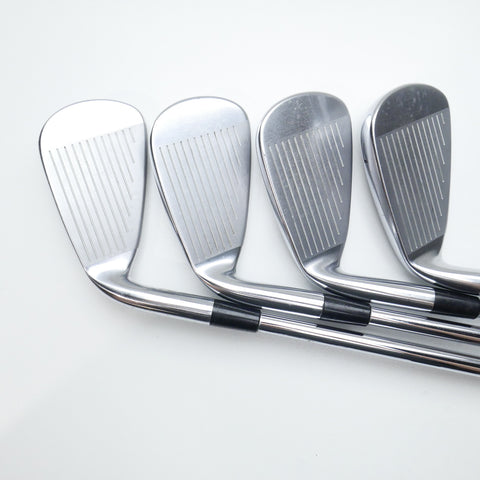 Used Mizuno JPX 825 Iron Set / 4 - PW / Regular Flex
