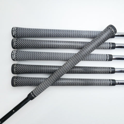 Used Titleist T200 Iron Set / 5 - PW / Regular Flex