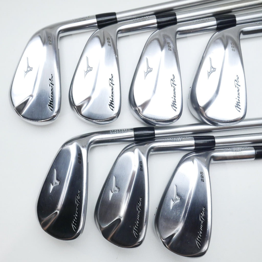 Used Mizuno Pro 225 HMB Iron Set / 4 - PW / X-Stiff Flex
