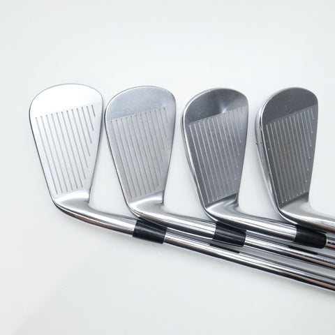 Used Mizuno JPX 850 Forged Iron Set / 4 - PW / Regular Flex