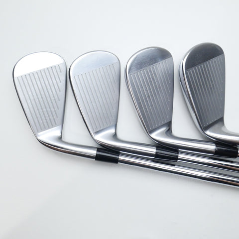 Used Mizuno Pro 225 HMB Iron Set / 4 - PW / Regular Flex