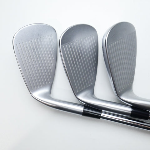 Used Mizuno JPX 921 Hot Metal Iron Set / 5 - PW / Regular Flex