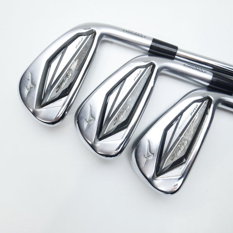 Used Mizuno JPX 923 Hot Metal Pro Iron Set / 5 - PW / Regular Flex