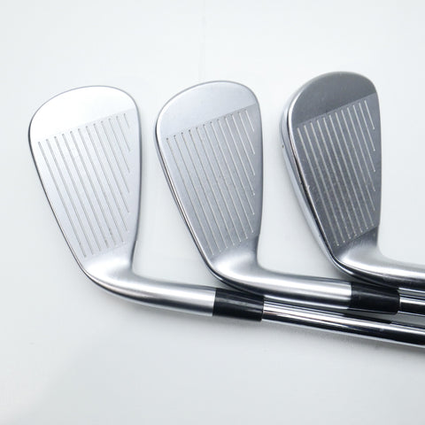 Used Mizuno JPX 923 Hot Metal Pro Iron Set / 5 - PW / Regular Flex
