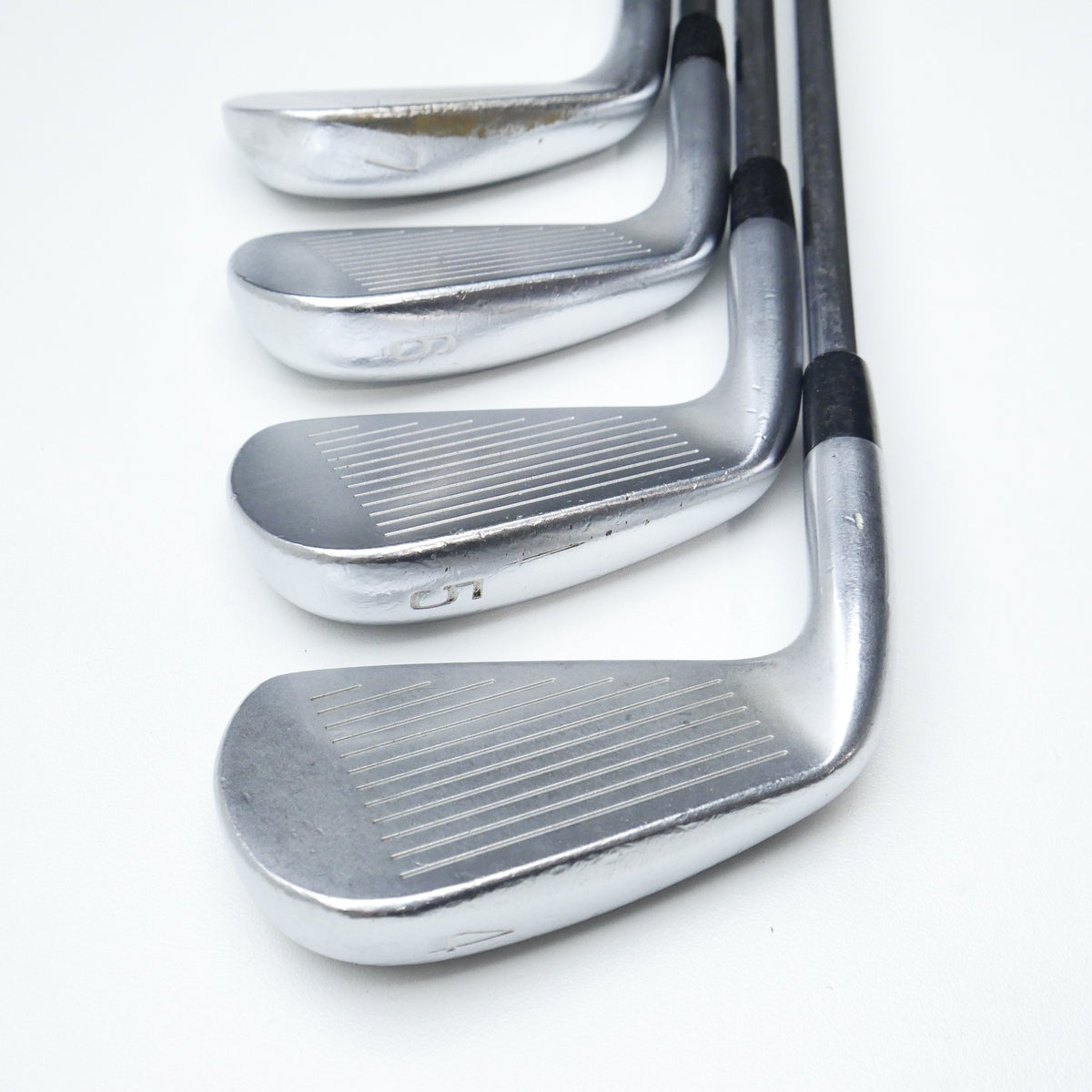 Used Mizuno JPX 900 Forged Iron Set / 4 - PW / Stiff Flex