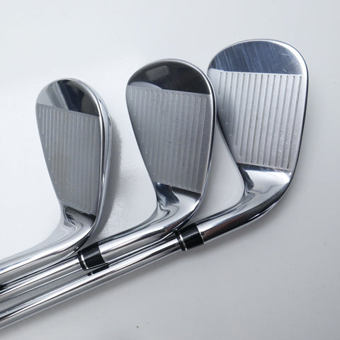 Used Callaway Paradym X Iron Set / 5 - PW + AW / Regular Flex
