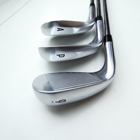 Used Callaway Quantum Max Iron Set / 5 - PW + AW / Regular Flex