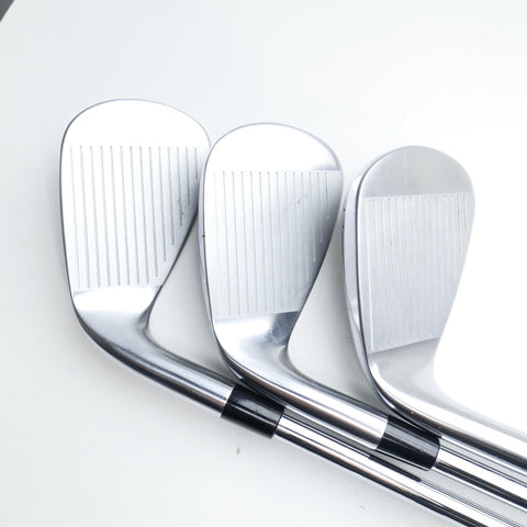 Used Callaway Quantum Max Iron Set / 5 - PW / Stiff Flex