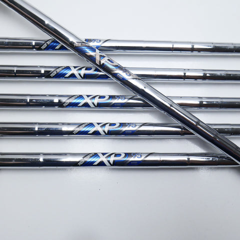 Used Callaway Rogue Iron Set / 6 - PW + AW / Regular Flex