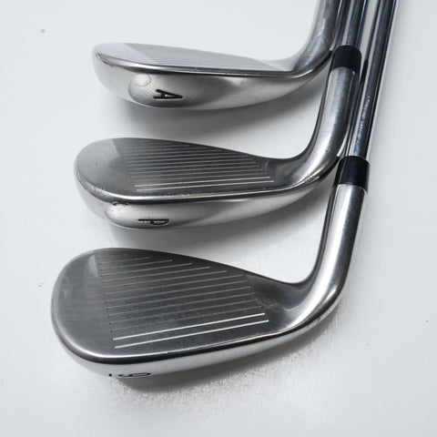 Used Callaway Rogue Iron Set / 6 - PW + AW / Regular Flex