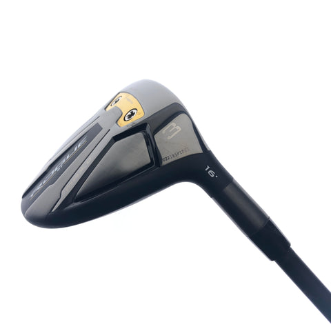 Used Callaway Rogue ST MAX D 3 Fairway Wood / 16 Degrees / Regular Flex