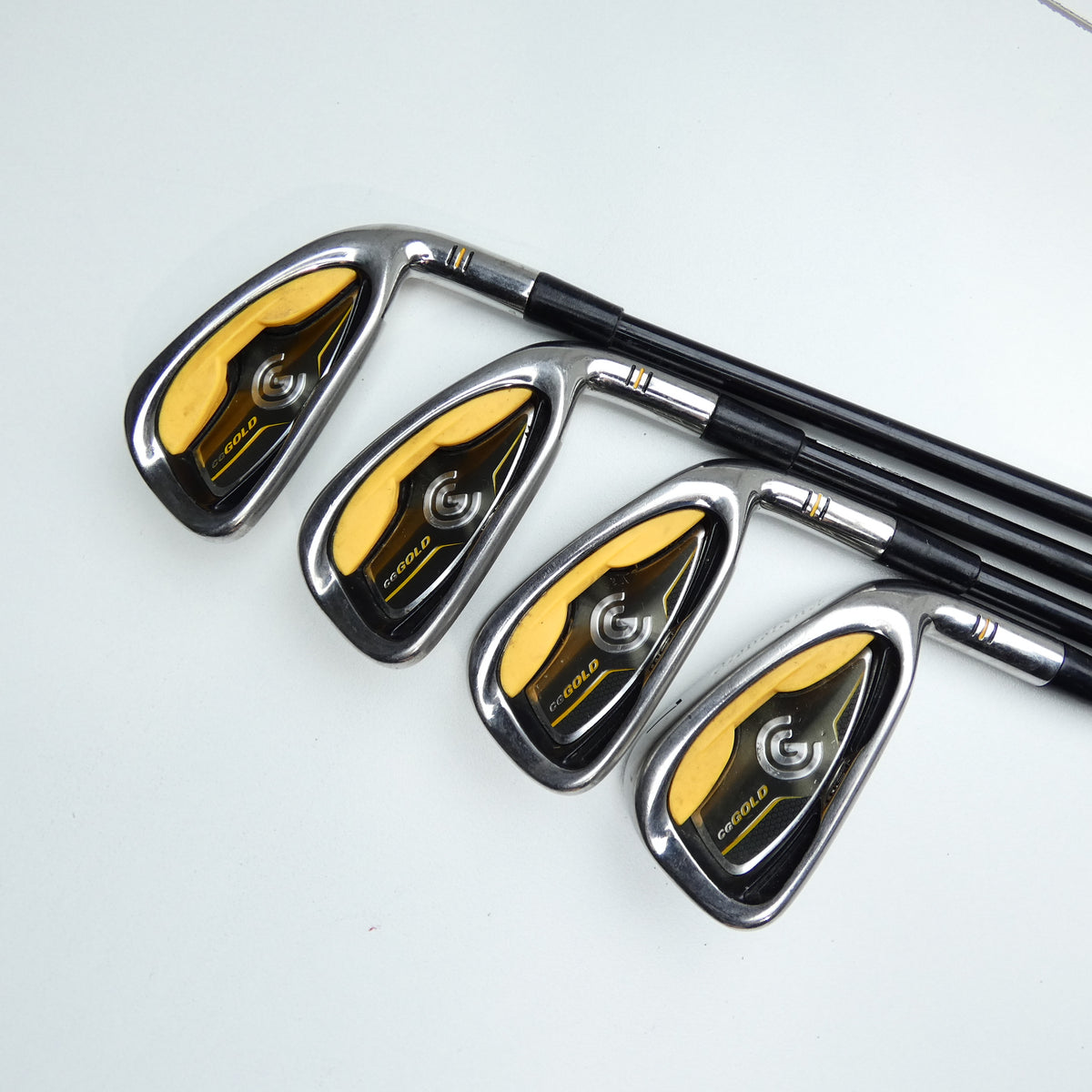 Used Cleveland CG Gold Iron Set / 4 - SW / Regular Flex