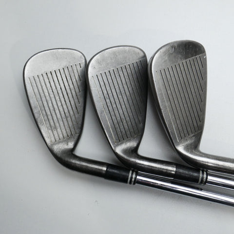 Used Cleveland CG7 Black Iron Set / 5 - 9 IRON / Regular Flex
