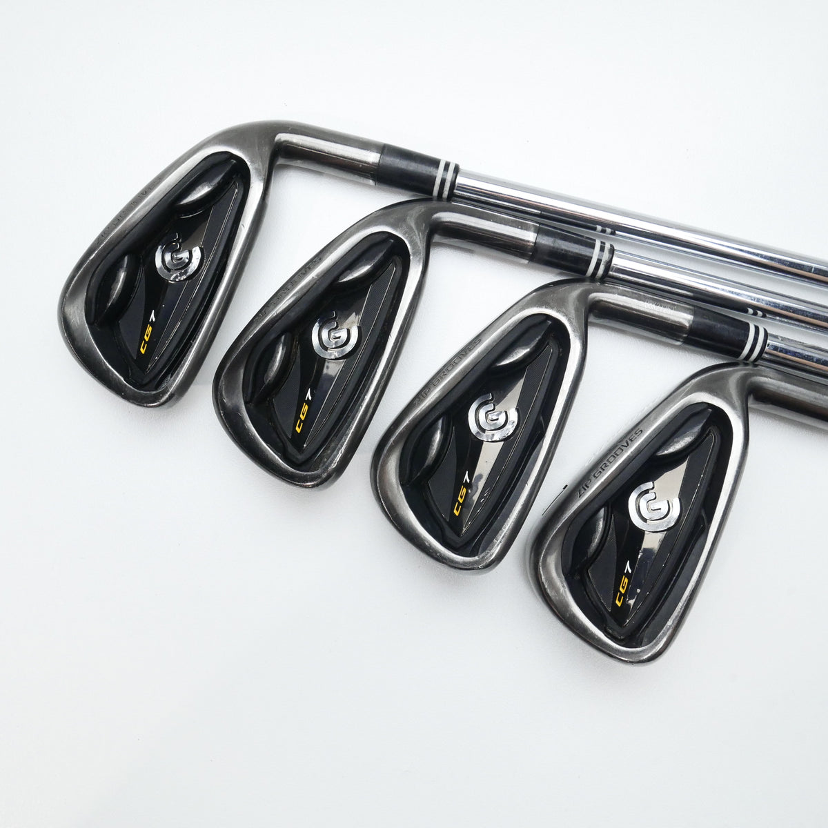 Used Cleveland CG7 Iron Set / 4 - PW / Regular Flex