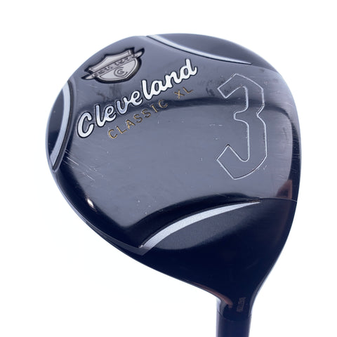 Used Cleveland Classic XL 3 Fairway Wood / 15.5 Degrees / Regular Flex